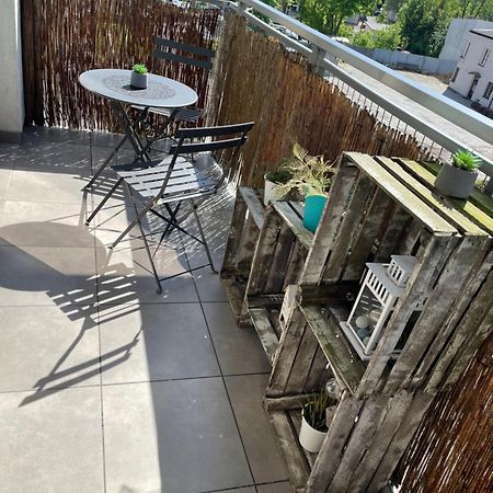 Apartament Solna 80 - Centrum Miasta Z Podziemnym Garazem Kielce Esterno foto