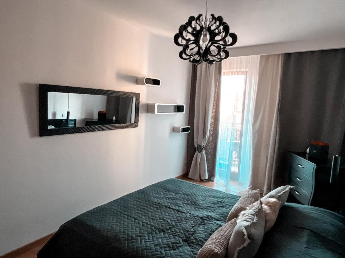 Apartament Solna 80 - Centrum Miasta Z Podziemnym Garazem Kielce Esterno foto